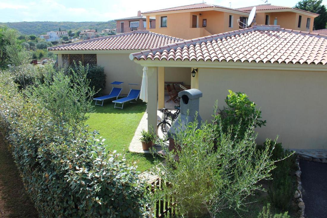 Casadelfaro Con Giardino A Pittulongu 600Metri Dalla Spiaggia Olbia Exterior foto